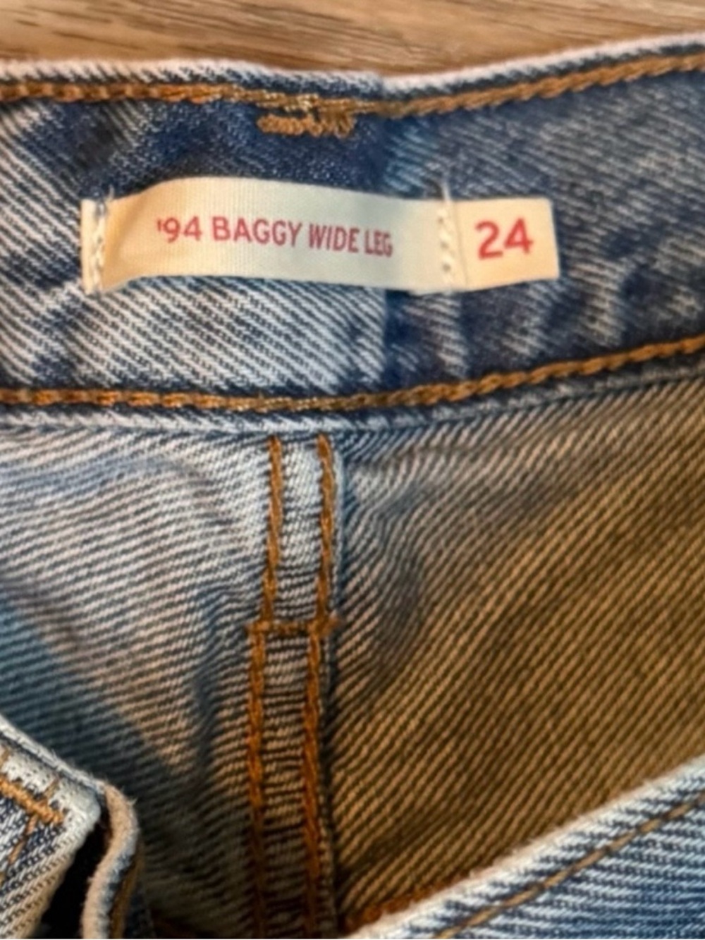 Levi's Light Blue Stonewash Denim Shorts with Water<less> Tag - Picture 5 of 8
